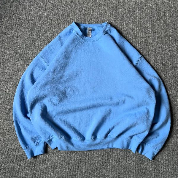 Blue Gildan sweat